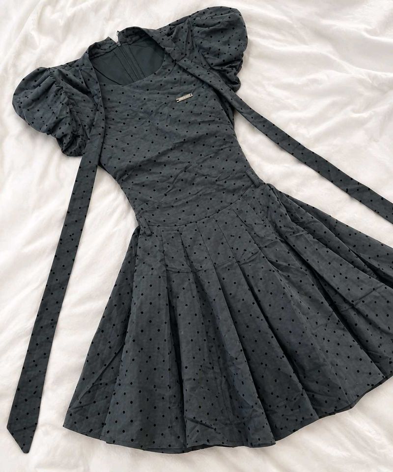 🦢Belle Y2K Puff-Sleeve Dress🦢