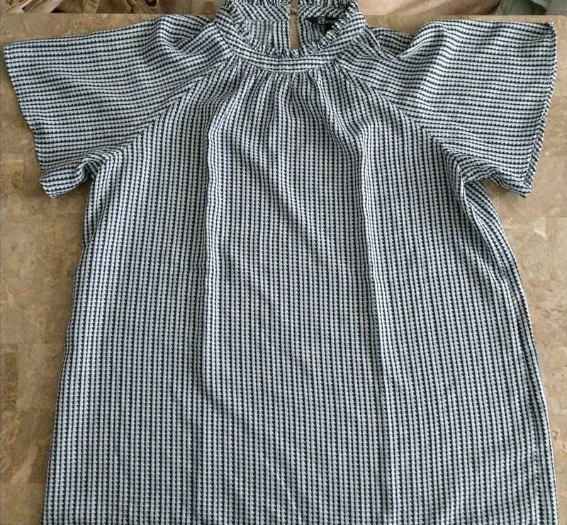 Chic Striped High Neck Top
