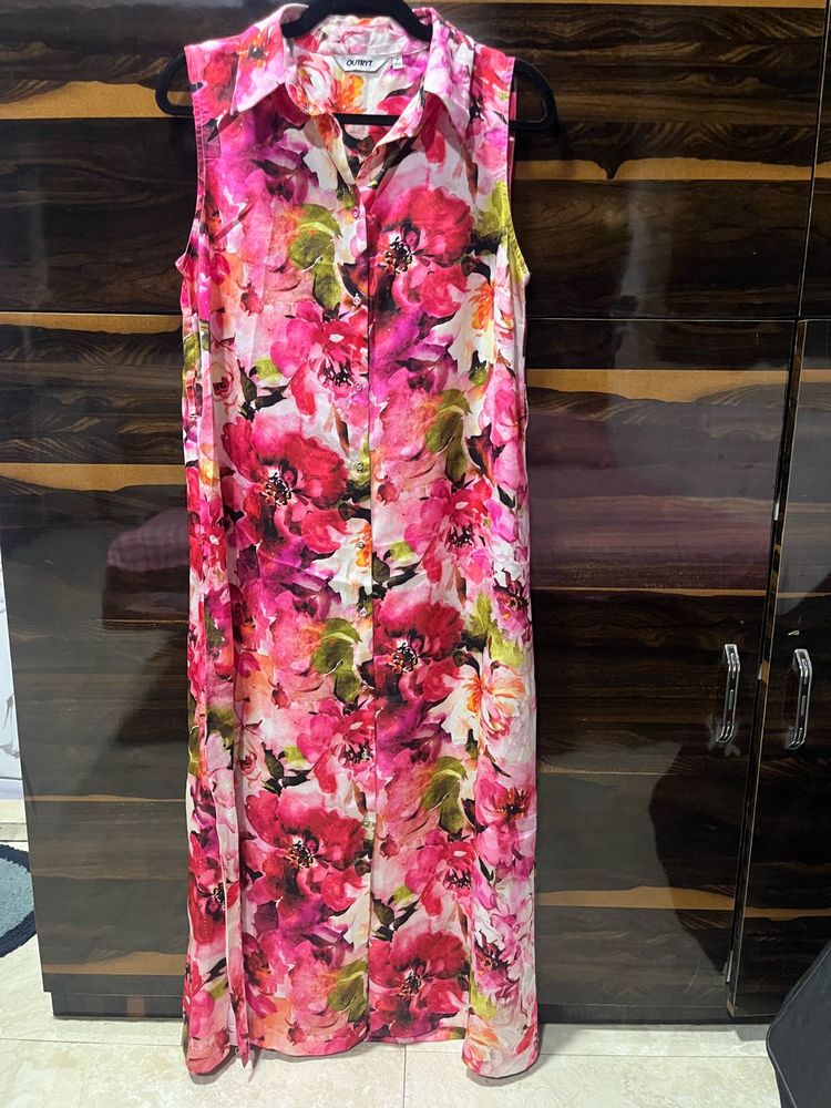 Vibrant Floral Sleeveless Maxi Dress