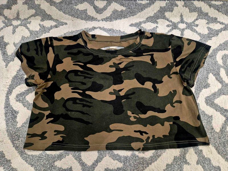 Camouflage Cropped T-Shirt