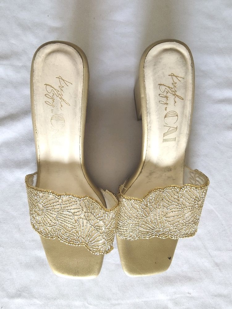 Cream Heels (Women's)