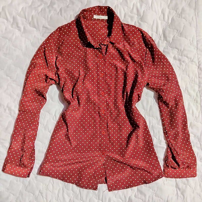 Chic Polka Dot Button-Up Shirt ventage vibe