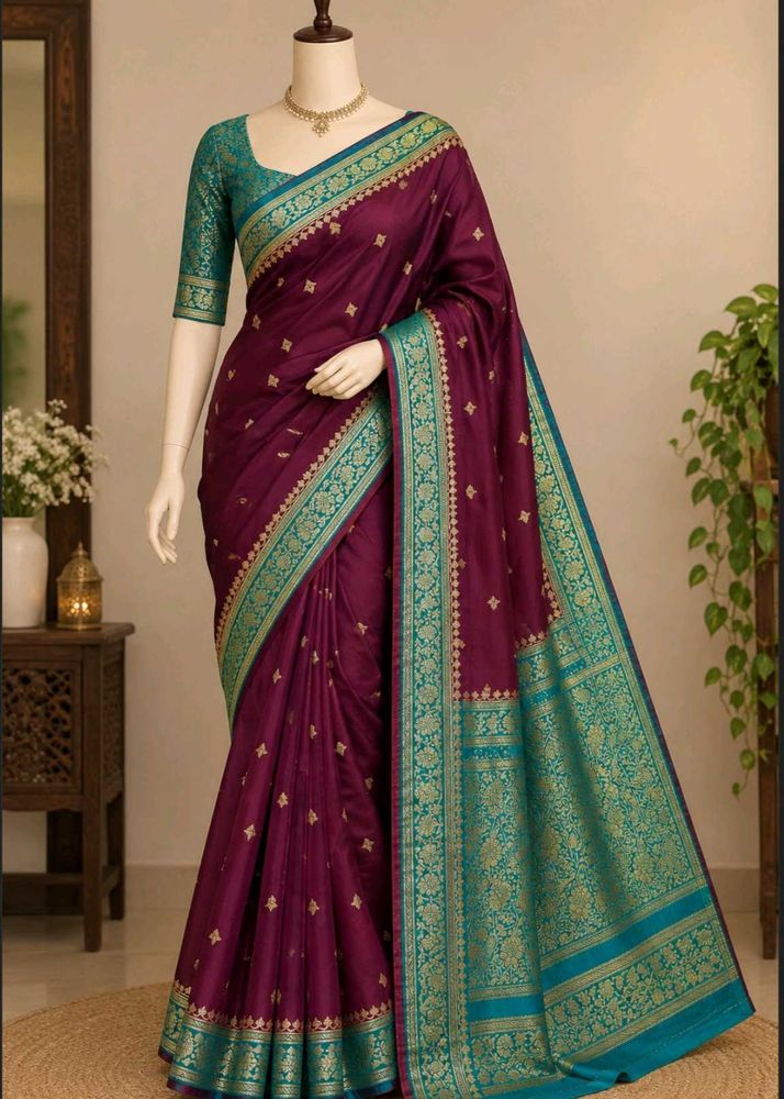 Elegant Silk Blend Saree with Blouse
