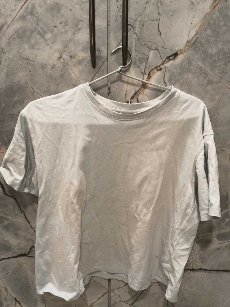 Basic Tee - Everyday Essential