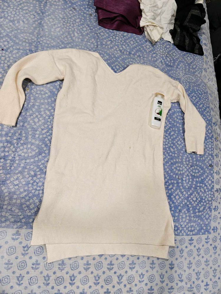Cream V-Neck Long Sleeve Sweater and new shampoo