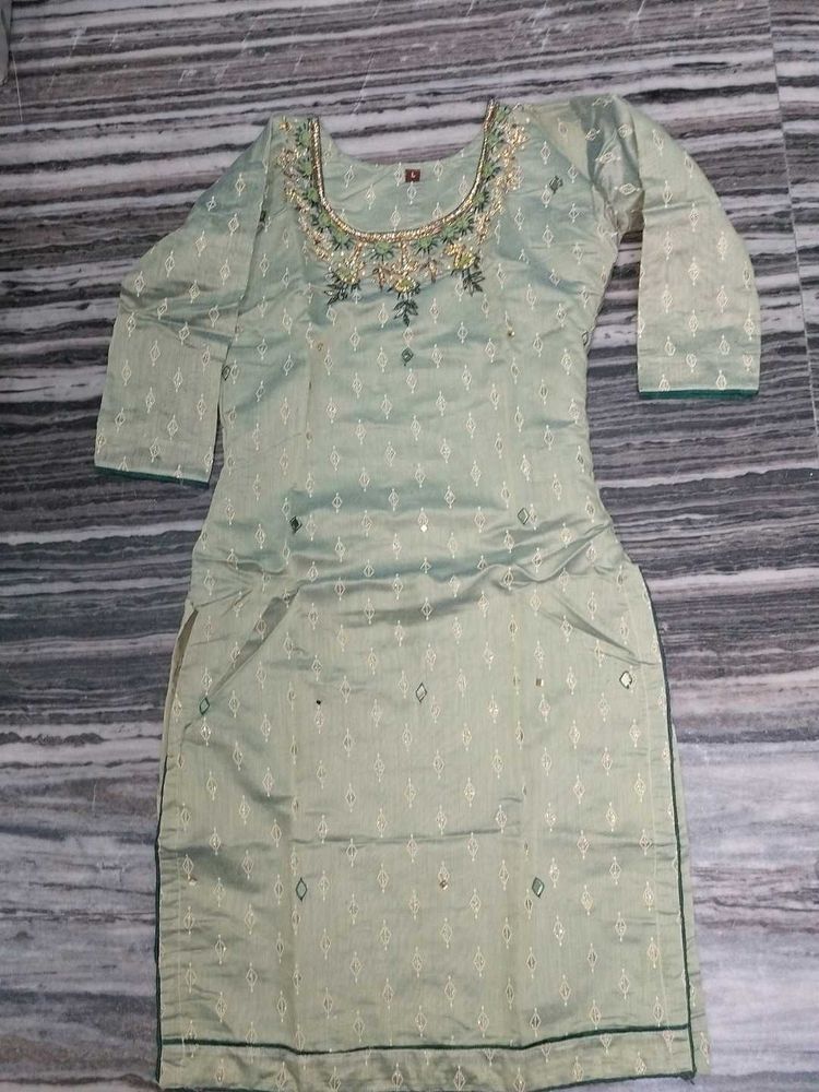 Elegant Embroidered Kurta with srara