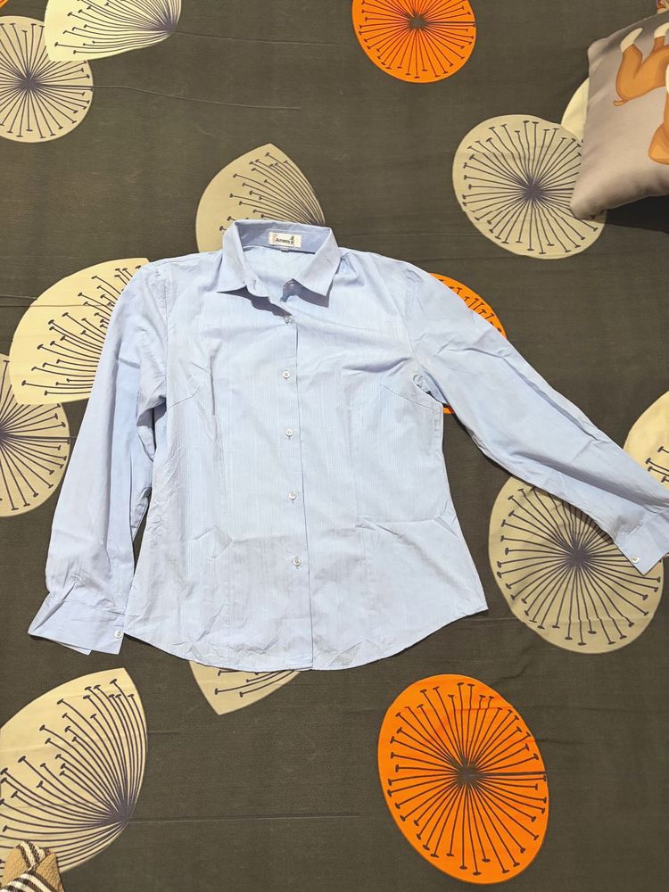 Light Blue Shirt (Brand Amway)