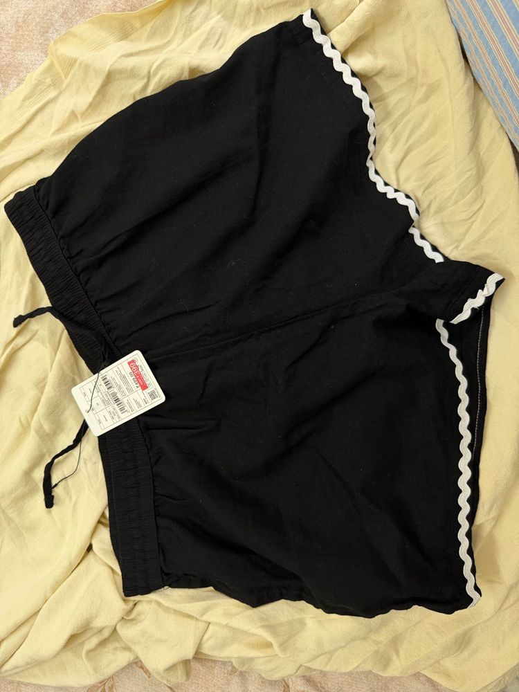 Black Scalloped Shorts