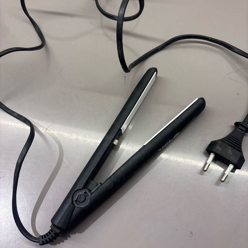 Mini Travel Size Hair Straightener