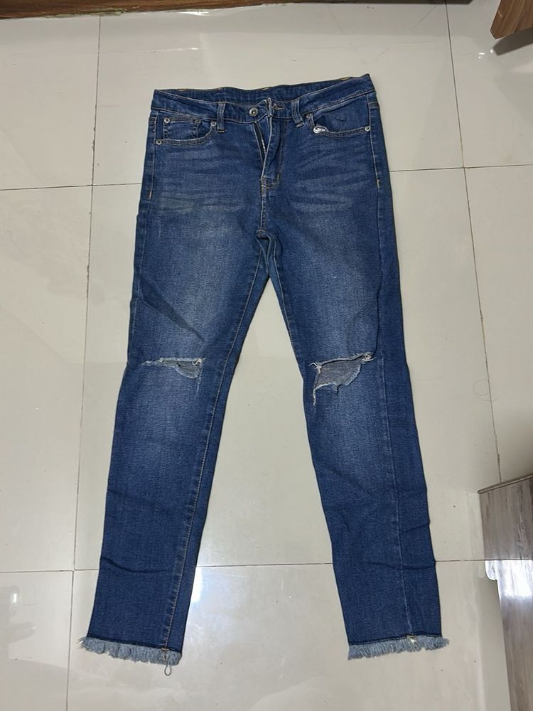 Stylish Ripped Blue Denim Jeans
