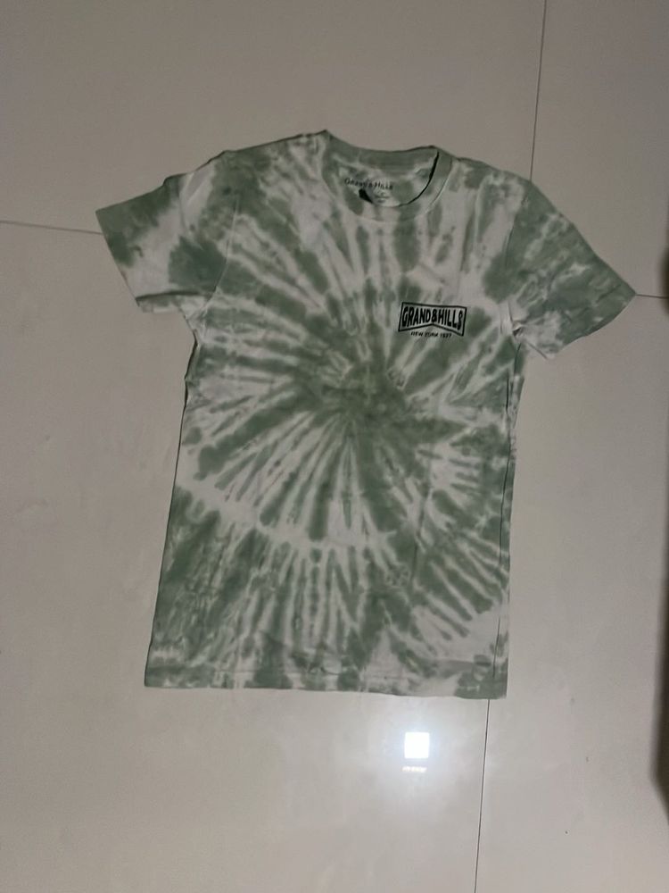 Tie-Dye Graphic T-Shirt