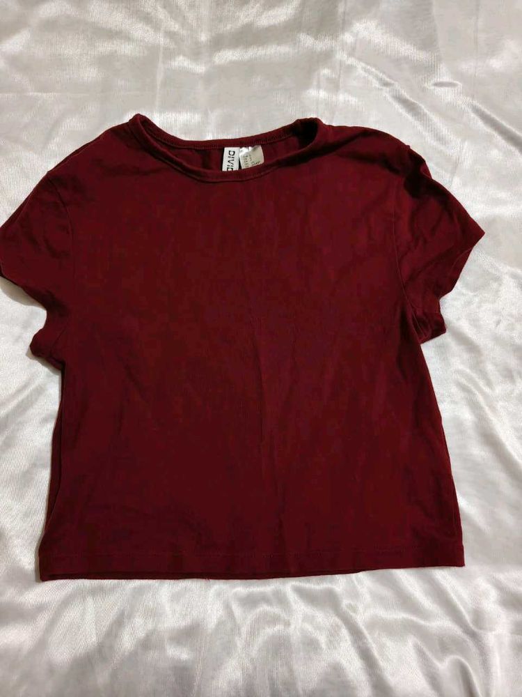 Maroon Cotton fitted T-Shirt