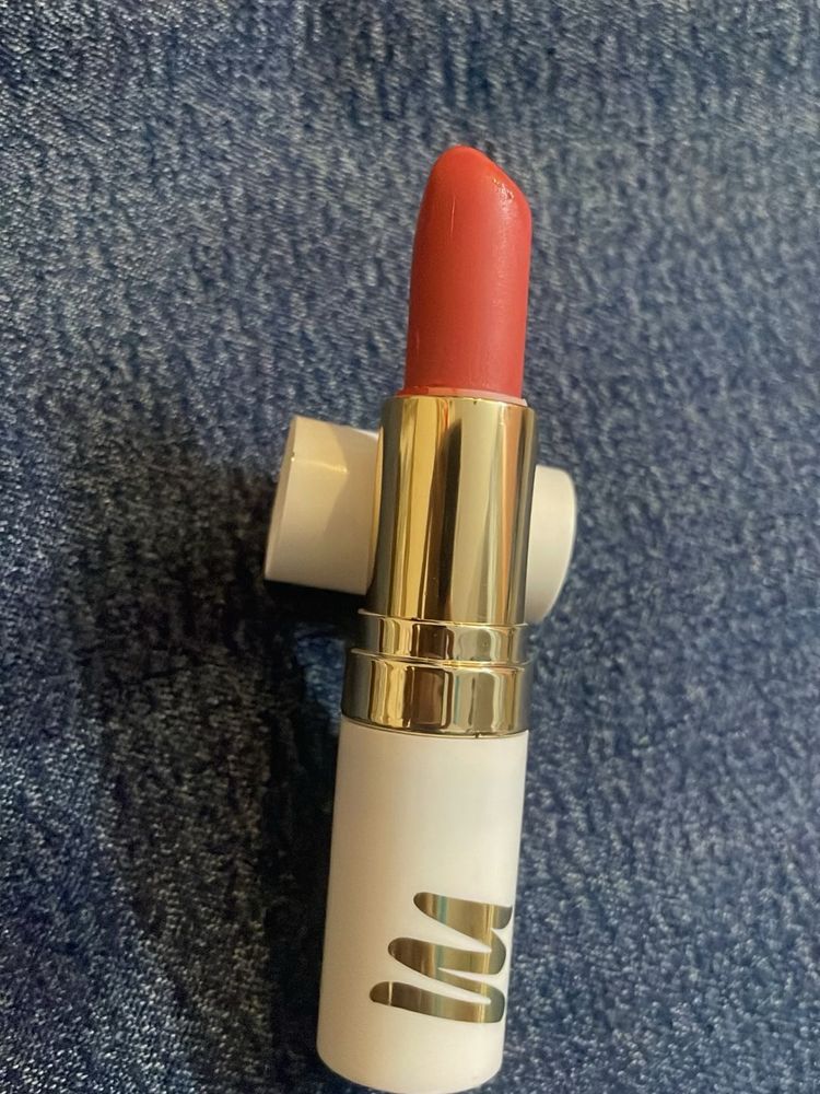 Coral Pink Lipstick