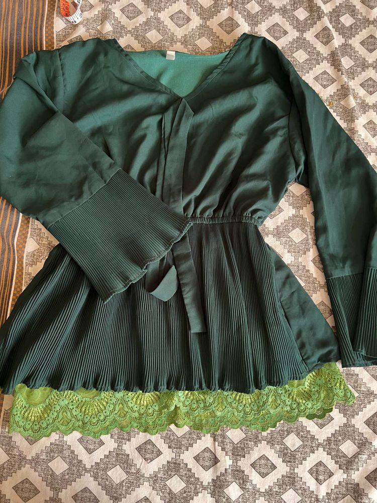 Elegant Green peplum top