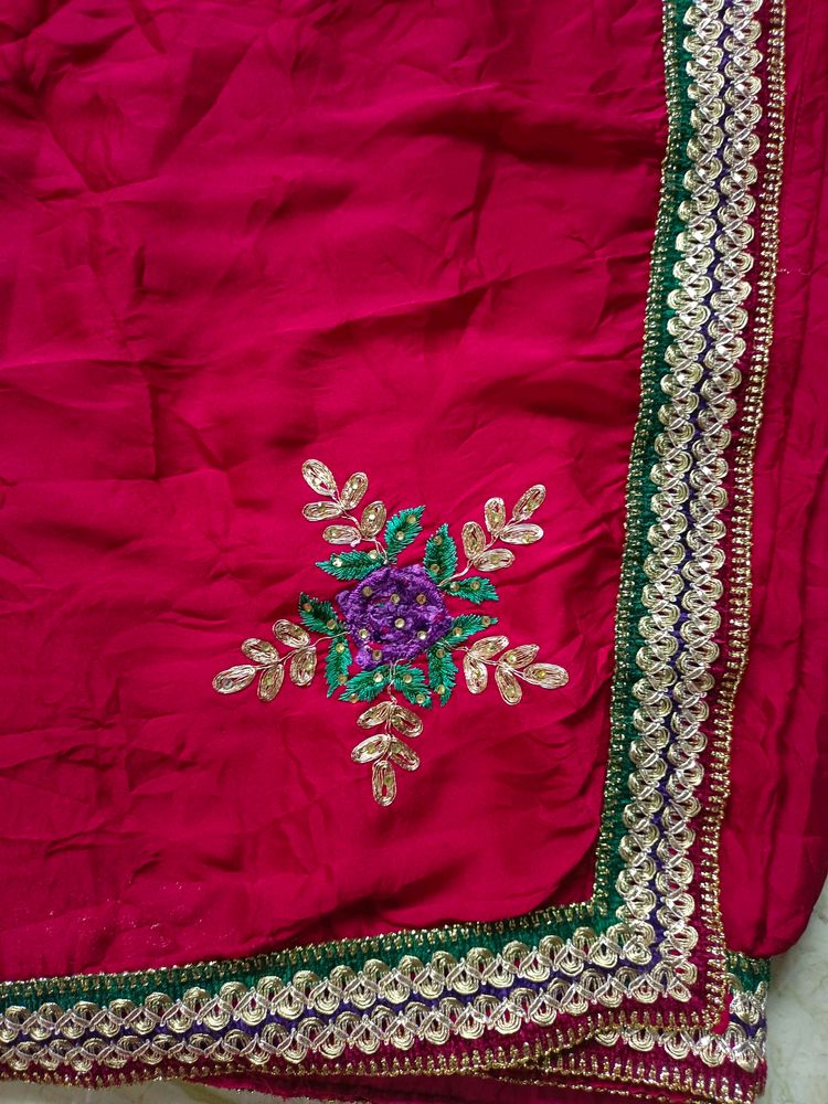 Red marronish crushed saree crepe with beautiful b