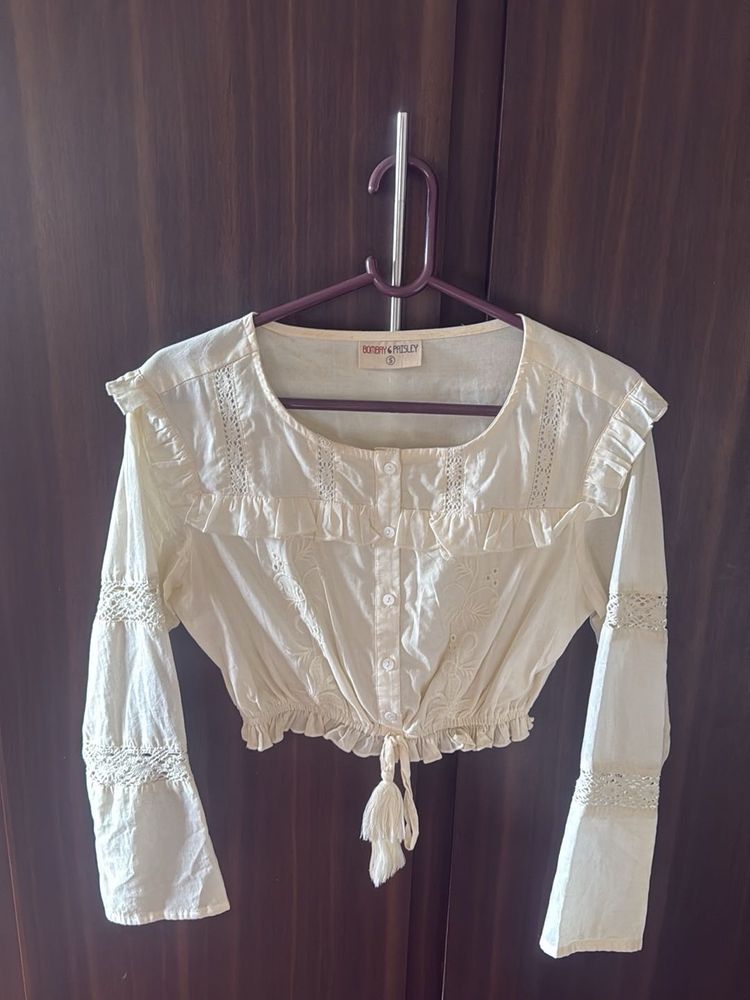 Cream Cotton Lace Trim Crop Blouse