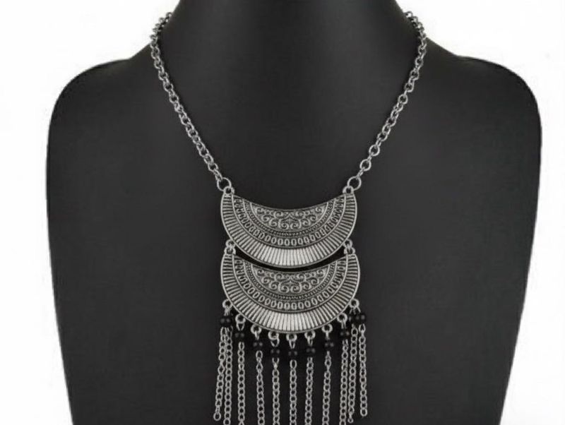 Statement Necklace with Fringe 🍶