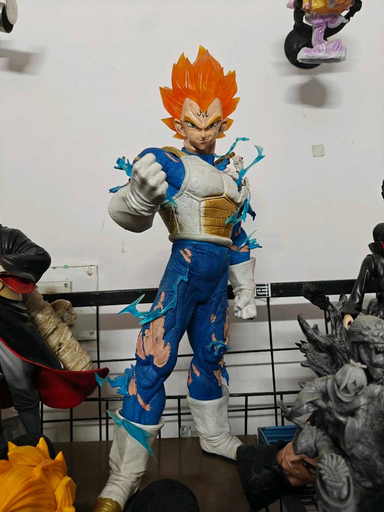 DBZ Vegetta With 4 Heads 45cm Height Action Figure