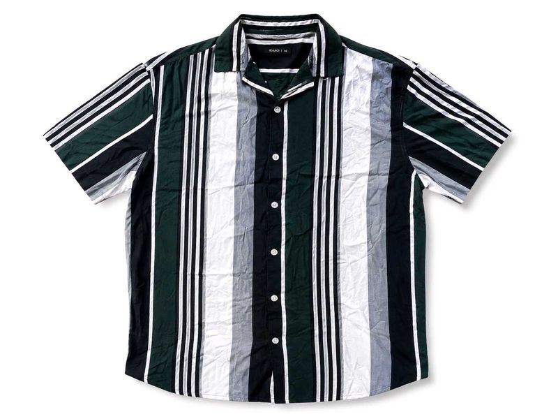 Men's Vertical Stripe Short Sleeve Shirt