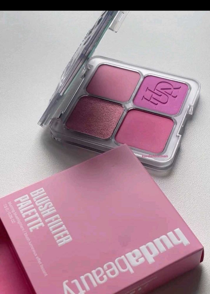 Huda Beauty Blush Filter Palette