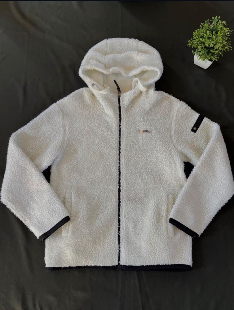 National Geographic Cozy Fleece Hoodie