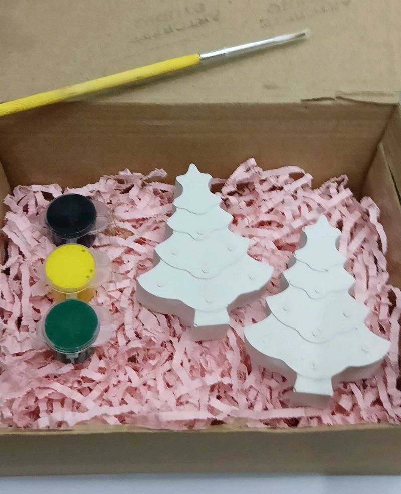 DIY Christmas Tree colouring Craft Kit