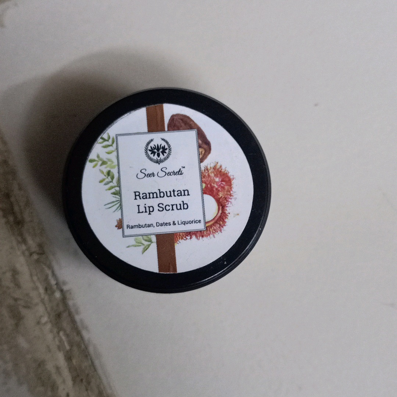 lip scrub