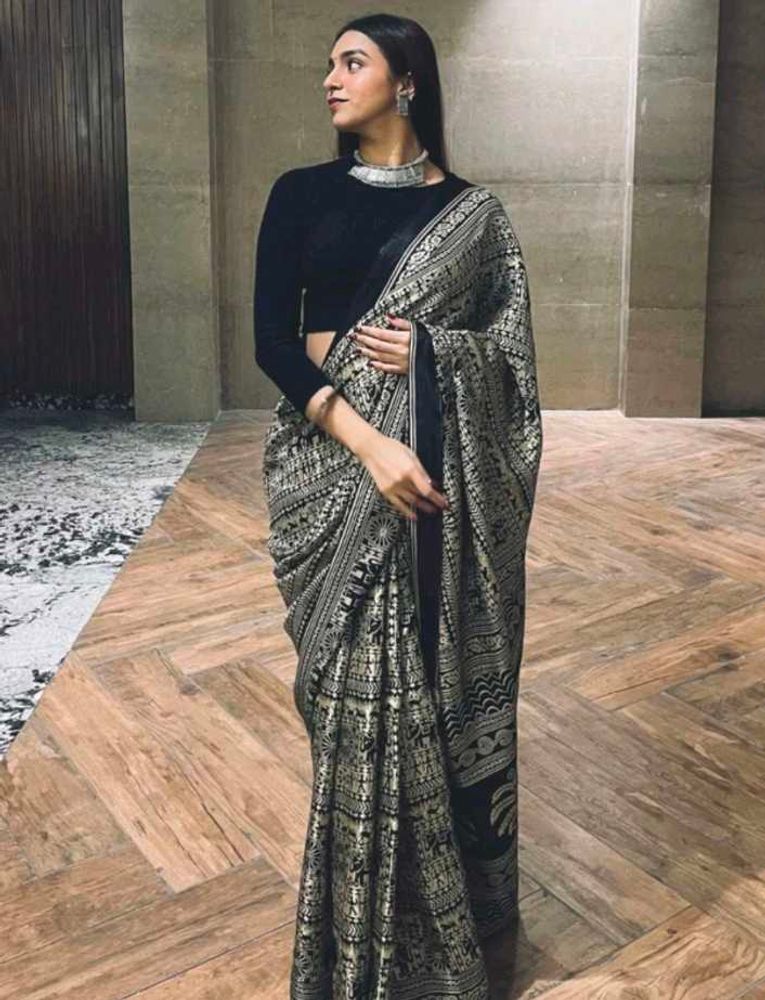 Elegant Black &amp; Gold Block Print Saree
