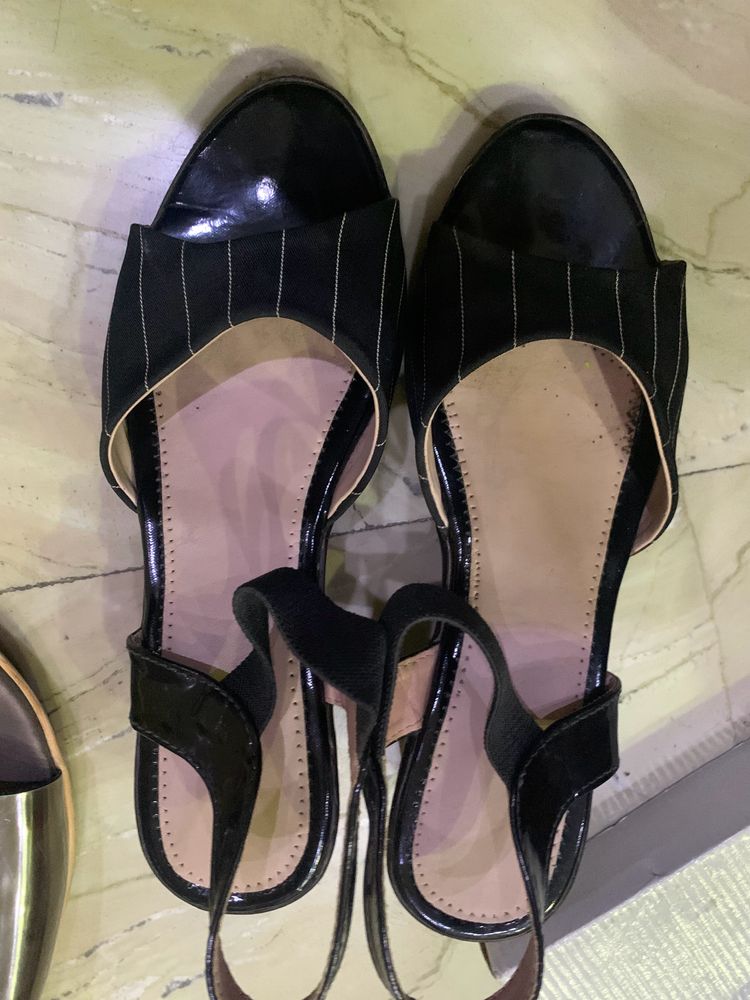 Black Heel