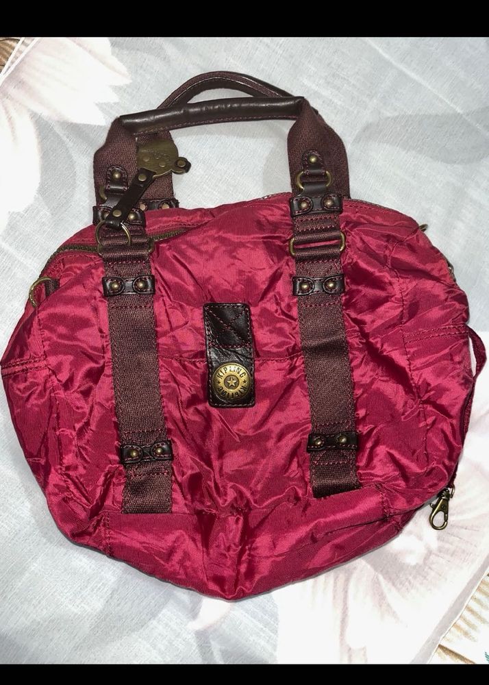 Authentic Kipling hand bag🎀