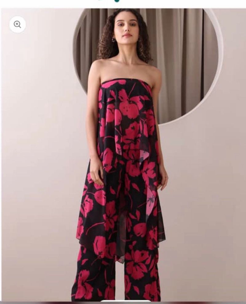 Chic Floral Strapless Kurta Set