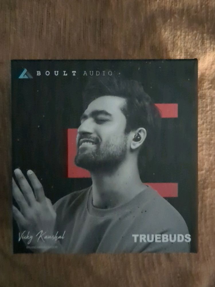 Boult Ear Buds Box