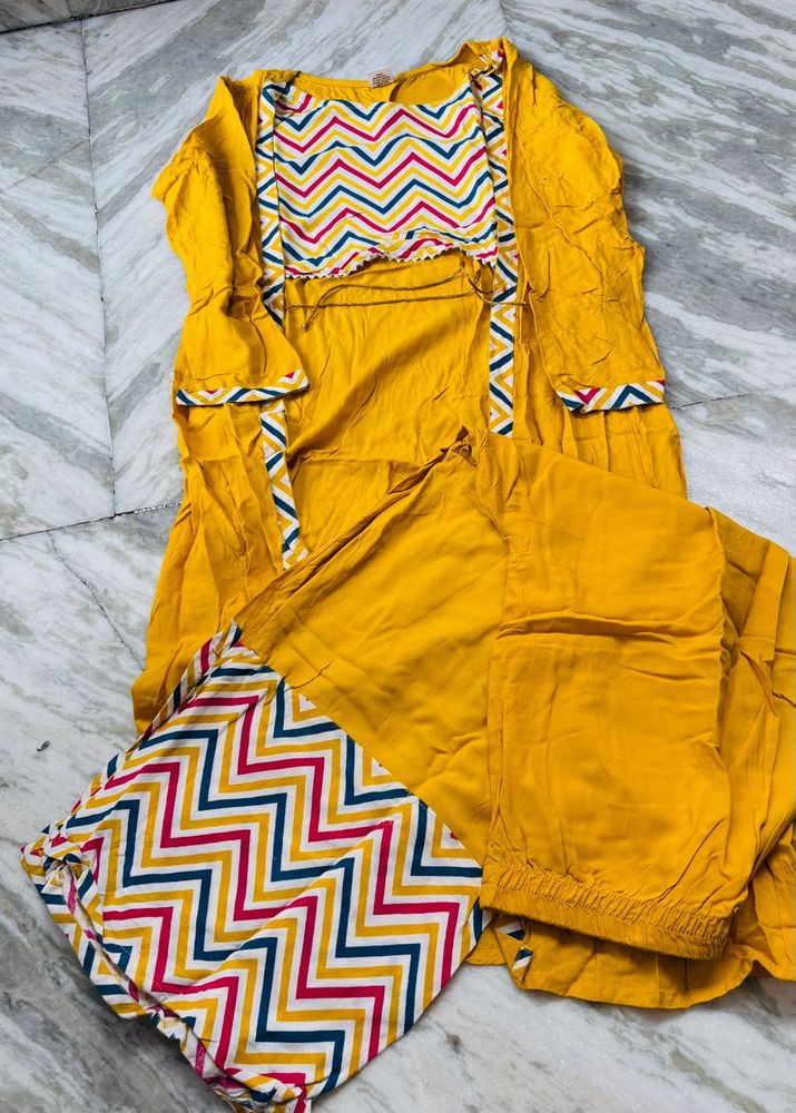 Vibrant Yellow Chevron Print Kurta Set