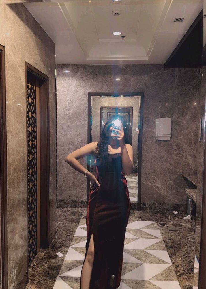 Elegant Maroon Maxi Dress with Slit