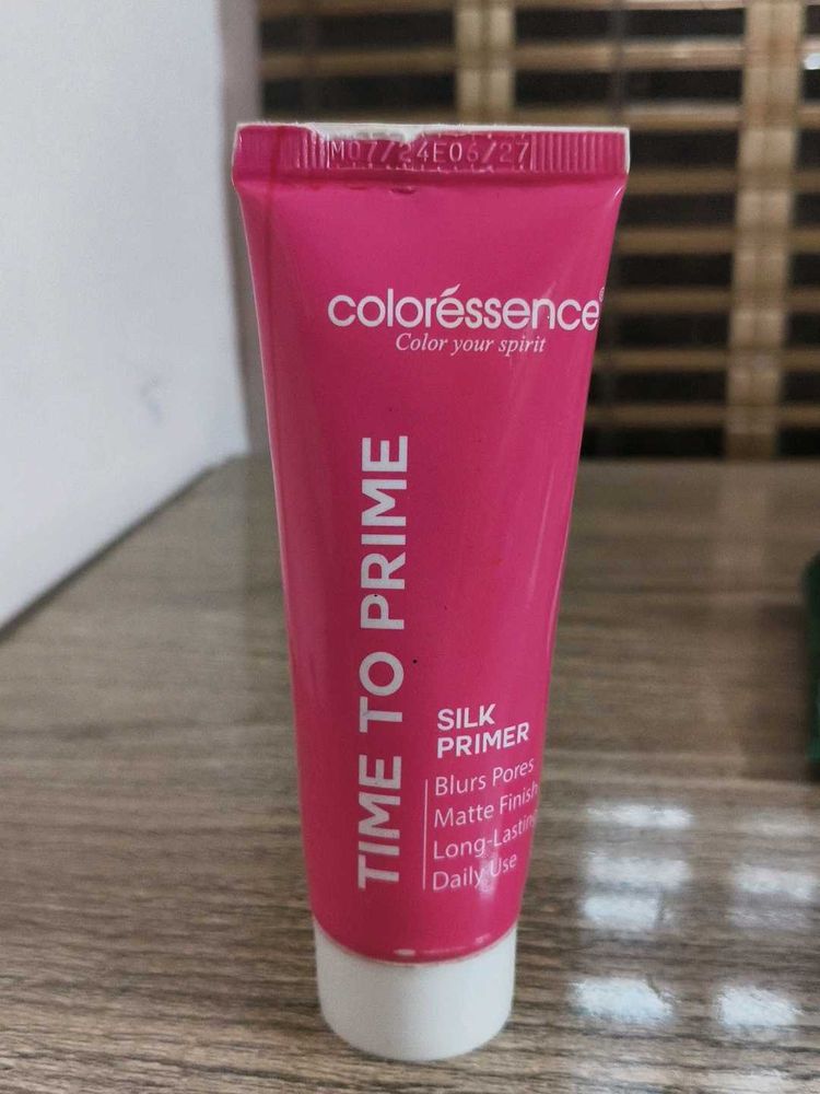 Coloressence Time To Prime Silk Primer &amp; eyeshadow