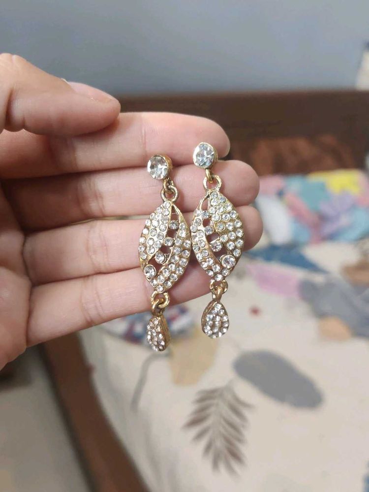 Elegant Dangle Earrings with Crystals