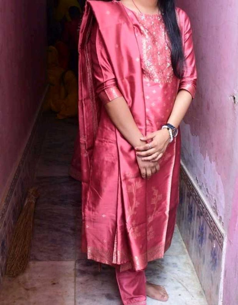 Elegant Embroidered Kurta Set with Dupatta