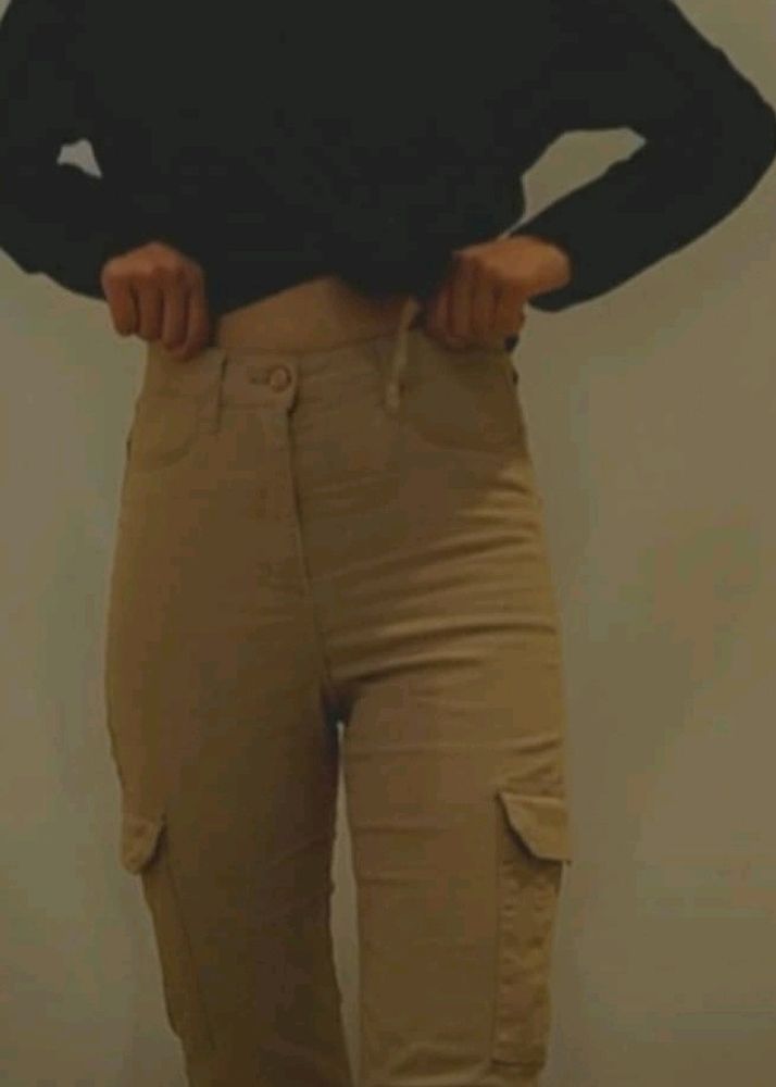 H&amp;M Cargo Skinny Jeans
