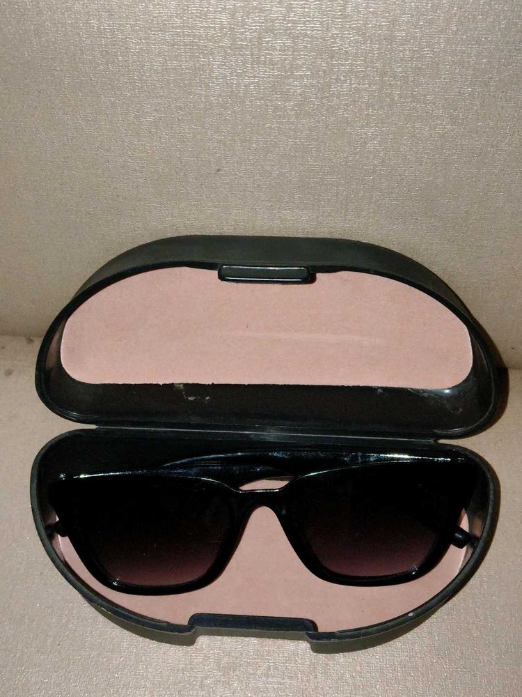 Stylish Black Sunglasses with Case