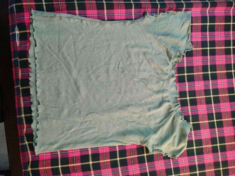 Cute Green Lettuce Hem Top