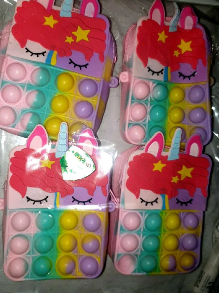 Unicorn Pop-It Pouch 1