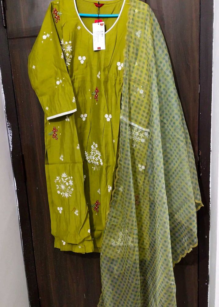 New Unused W Brand CottonSilk Premium Suit