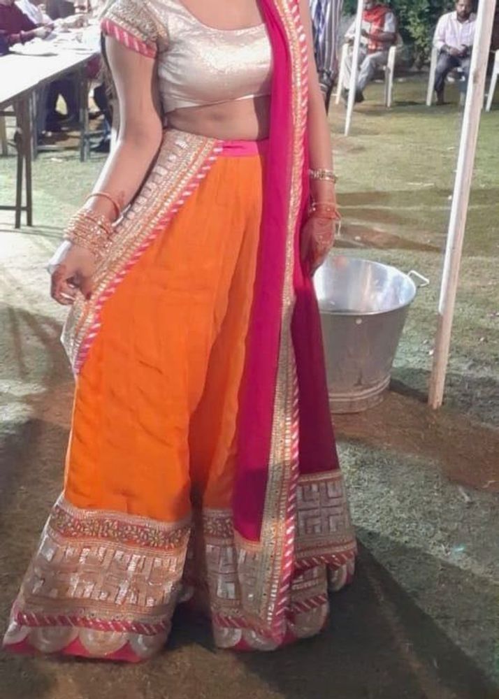 lehnga set- in good condition