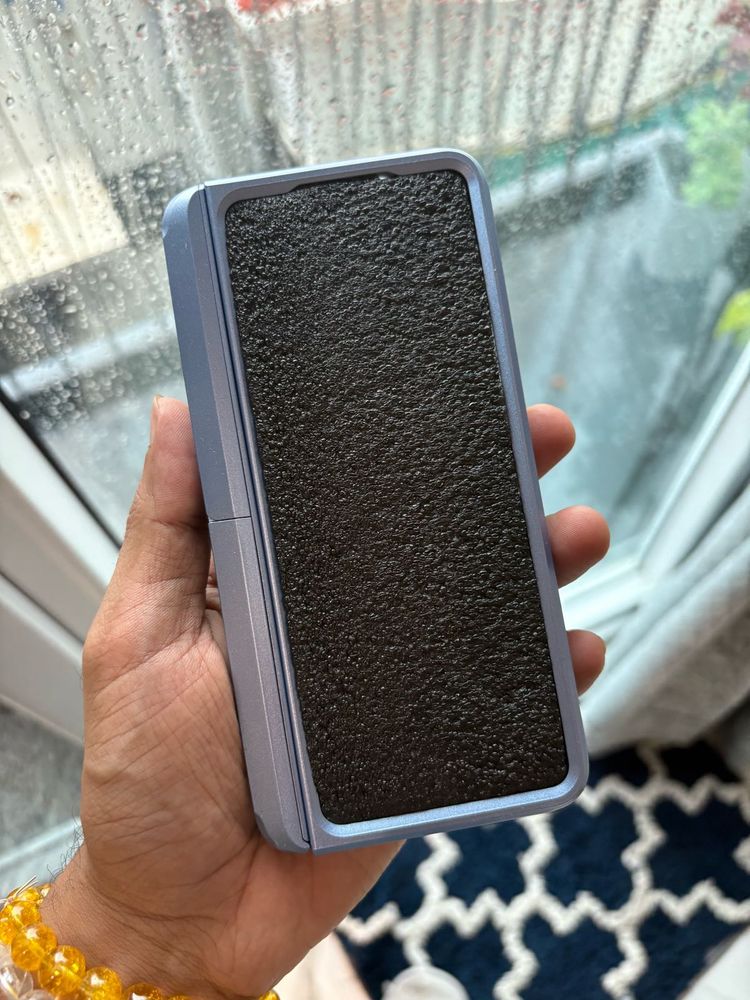 Samsung Z Fold 5 Case Spigen