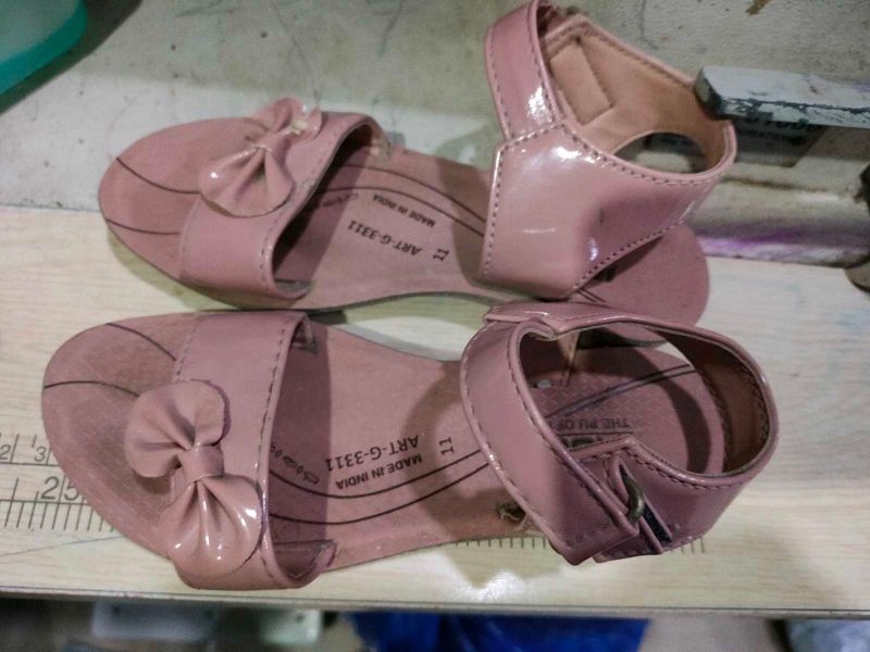 Pink sandal 7 inch 10 number