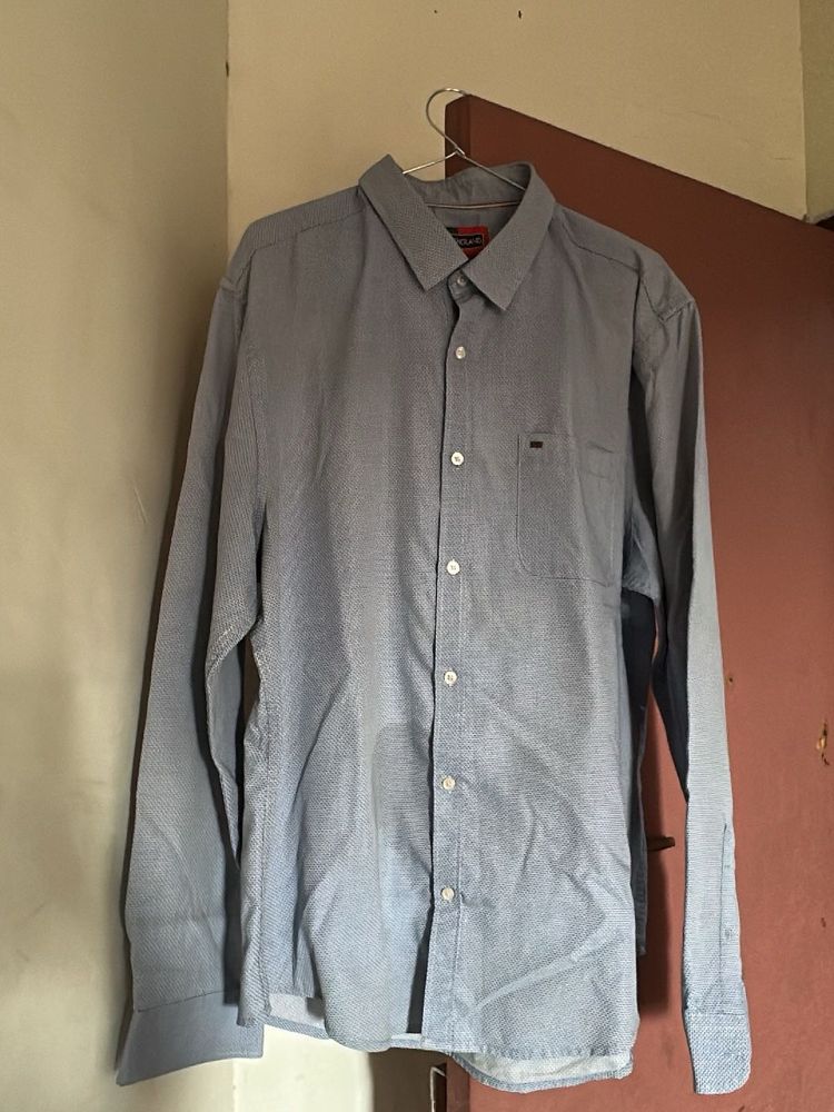 Men's Blue Textured Long Sleeve Shirt