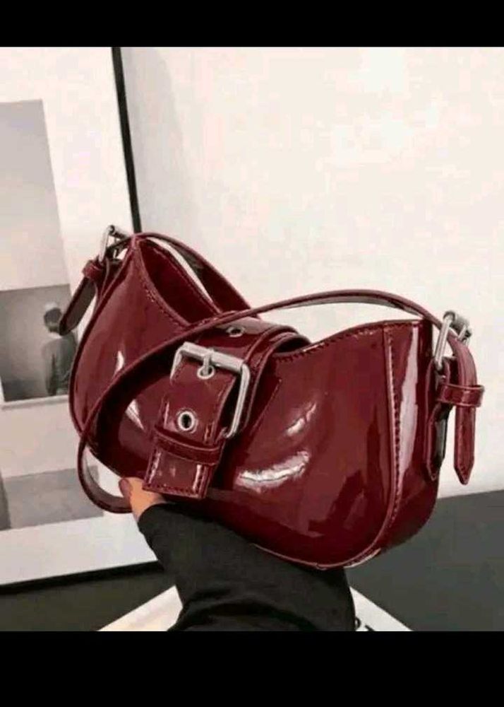 Chic Patent Leather Shoulder Bag
