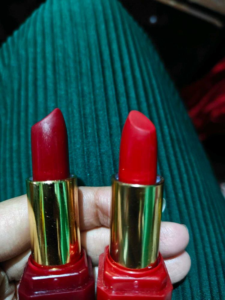 Lipstick (red + pinkishred)