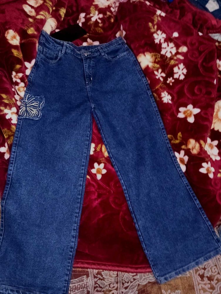 Wide Leg Denim Jeans(Colour May Vary Due to Light)