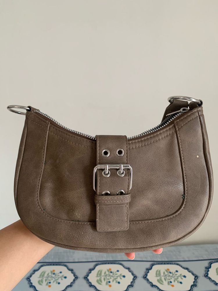 h and m brown shoulder bag